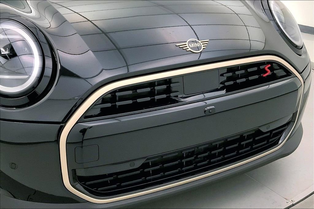 Used 2025 MINI Cooper S image 29