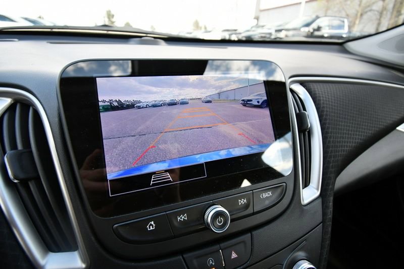 Used 2025 Chevrolet Malibu LT FWD image 26