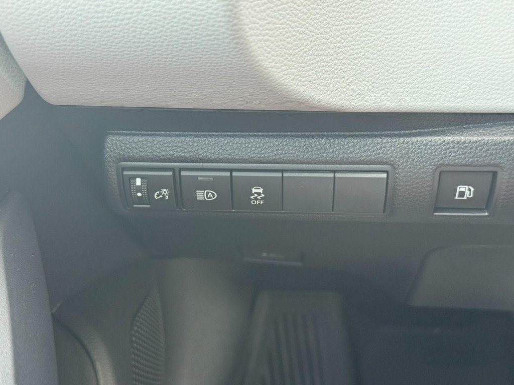 New 2026 Toyota Corolla SE w/ SE Premium Package FWD image 13