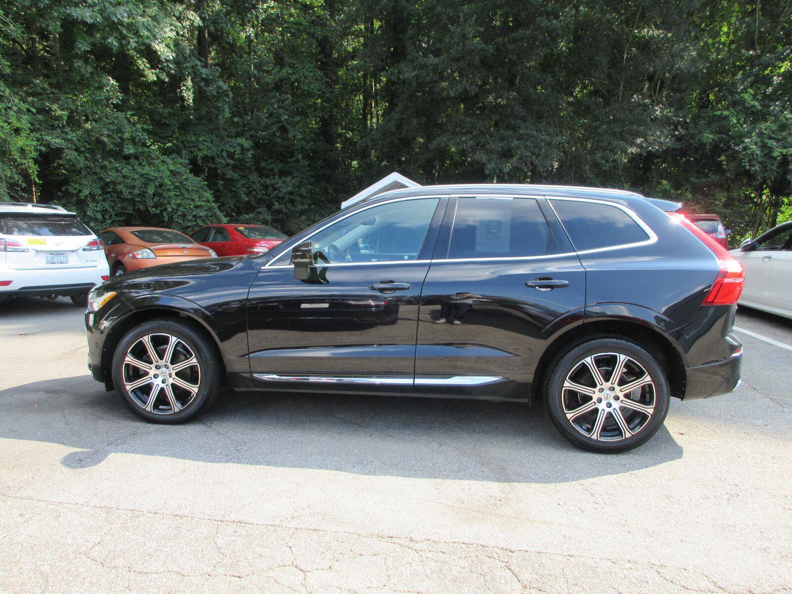 Used 2018 Volvo XC60 T5 Inscription w/ Convenience Package AWD/4WD image 9