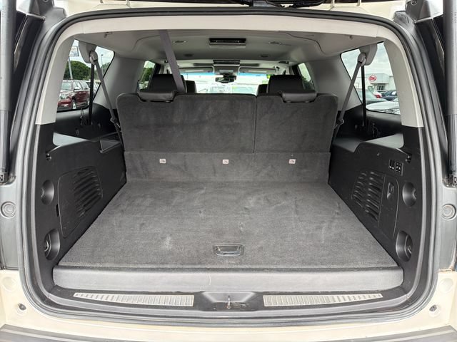 Used 2015 GMC Yukon XL Denali w/ Premium Package AWD/4WD image 44