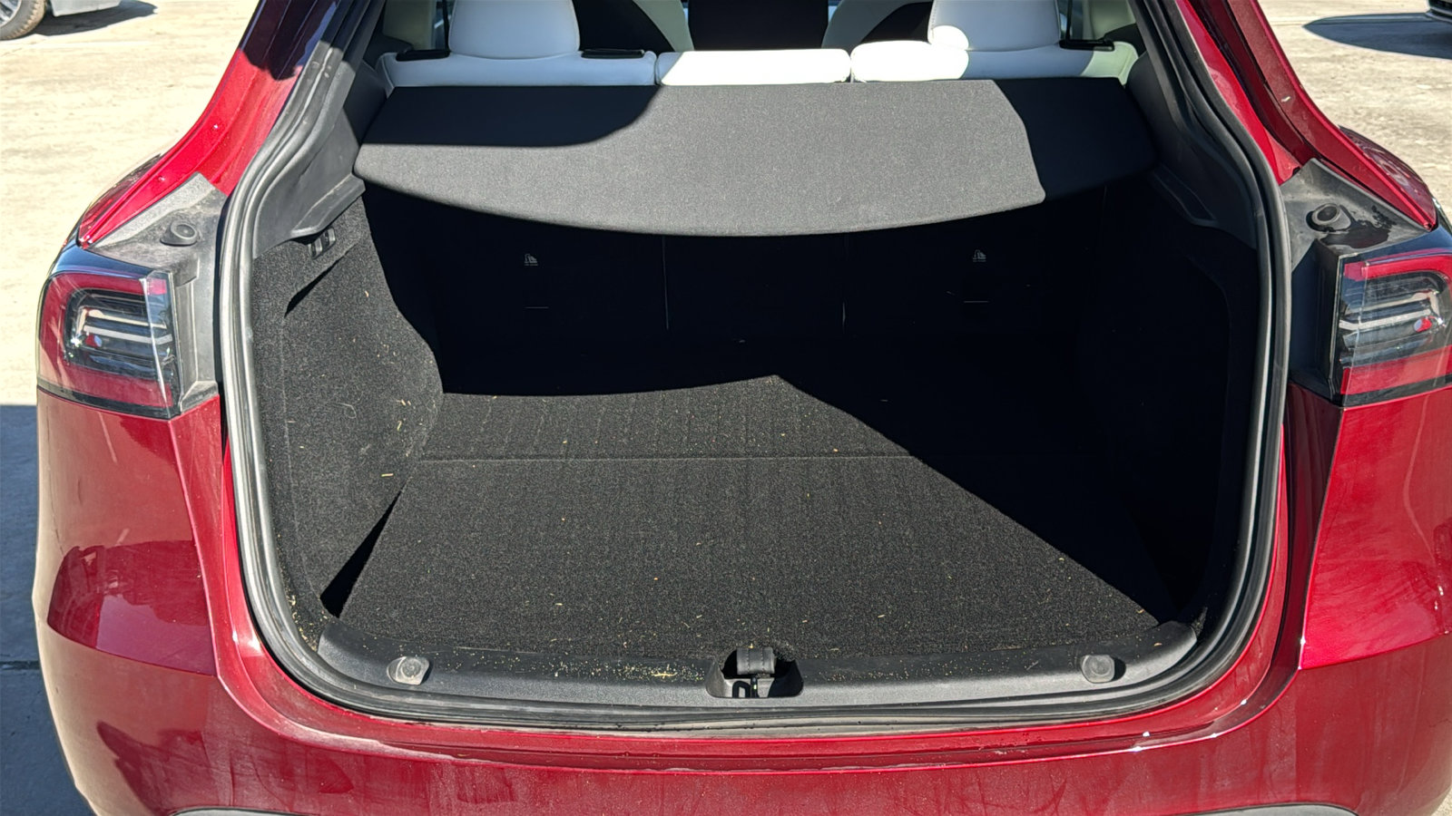 Used 2024 Tesla Model Y Performance image 22