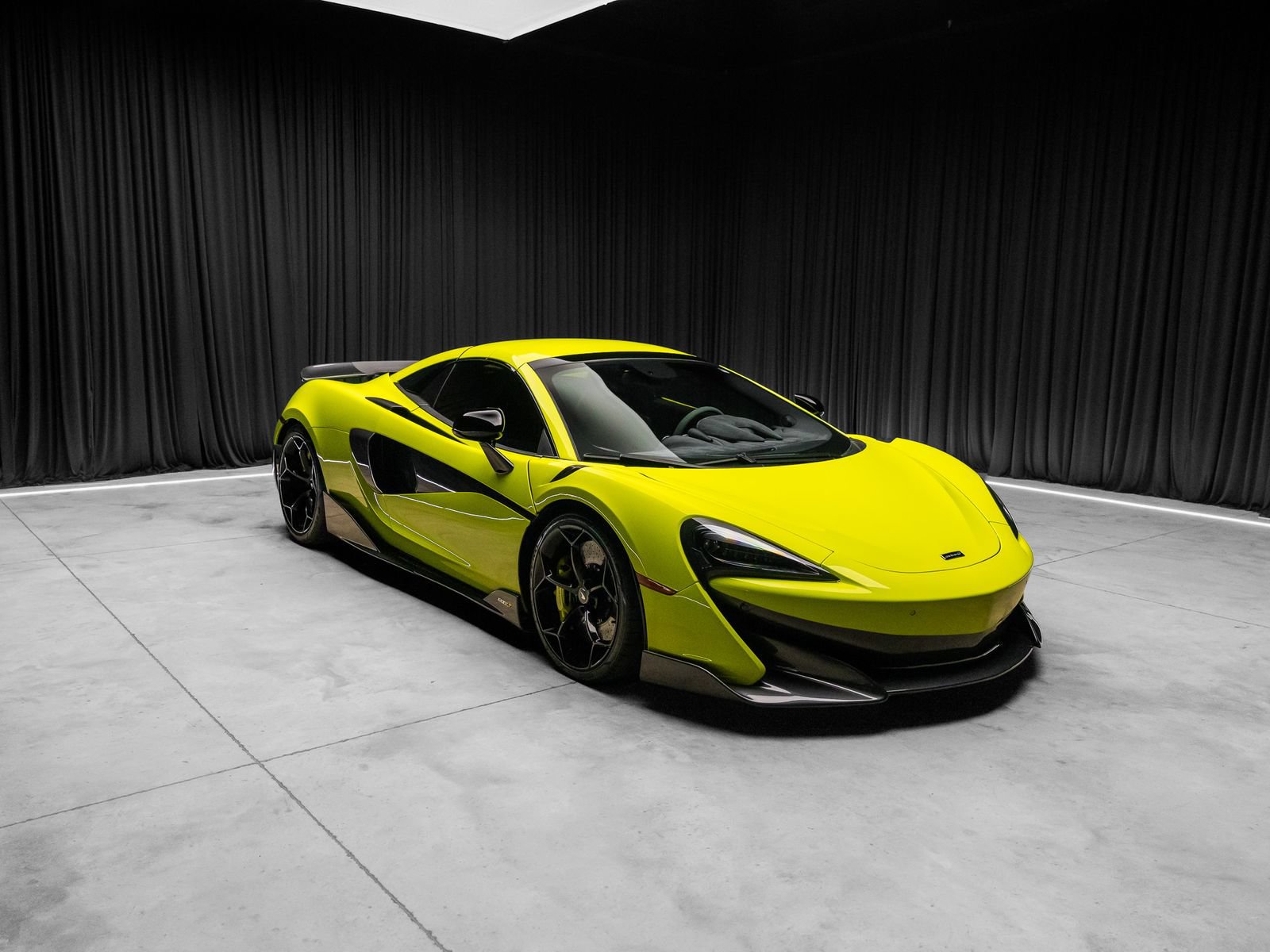 Used 2020 McLaren 600LT Spider RWD image 40