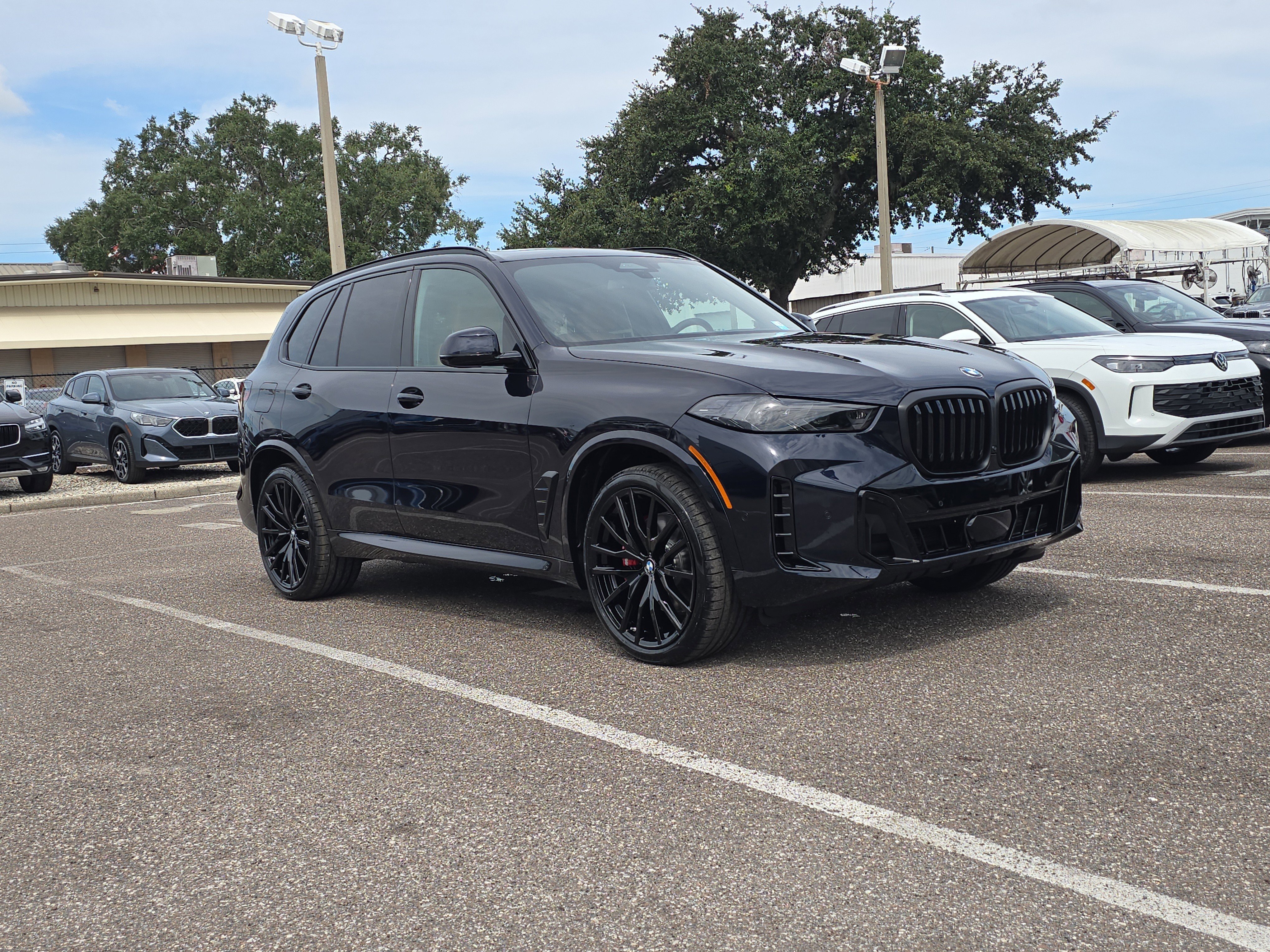 New 2026 BMW X5 sDrive40i w/ M Sport Package image 2