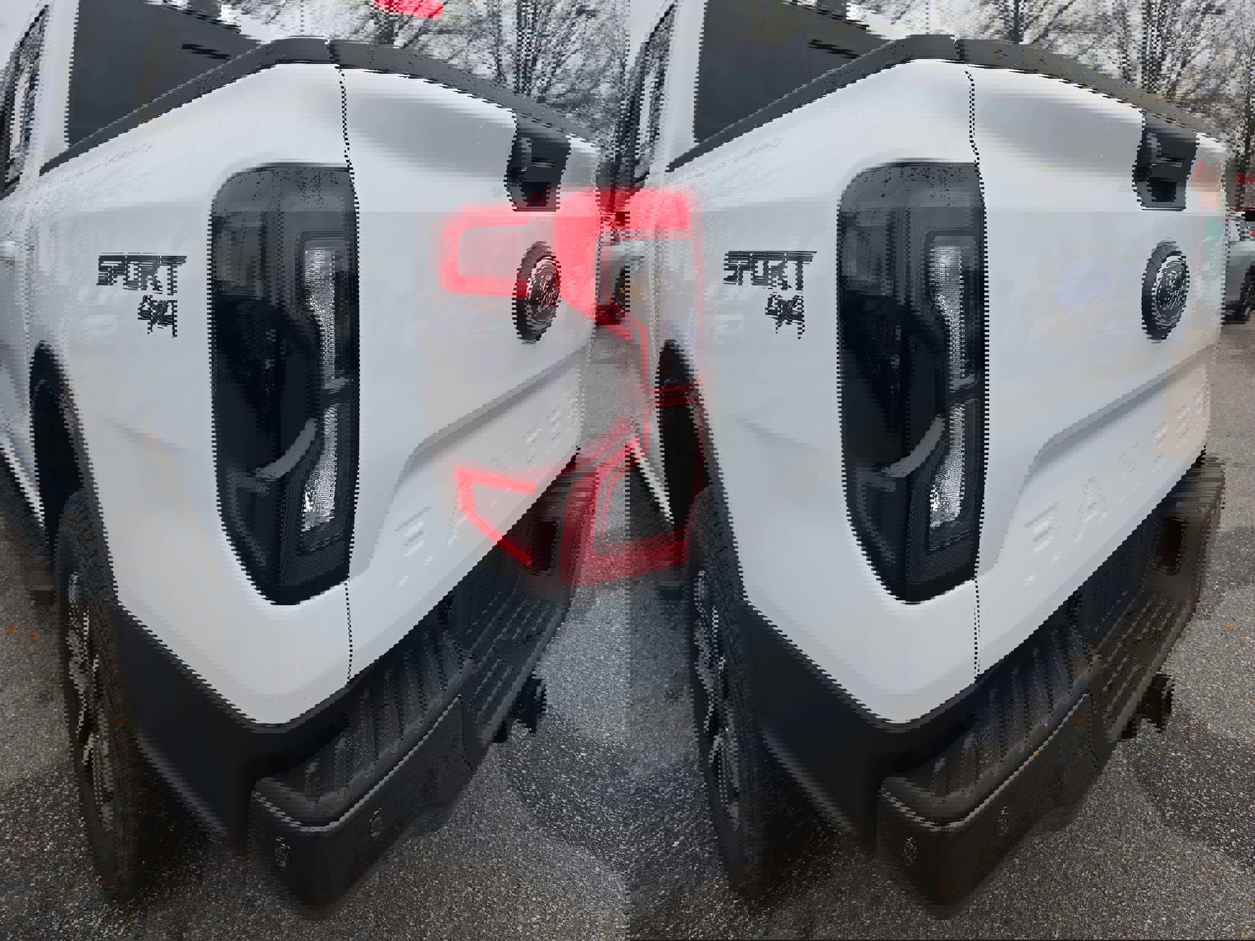 Used 2024 Ford Ranger Lariat w/ Advanced Towing Package image 34