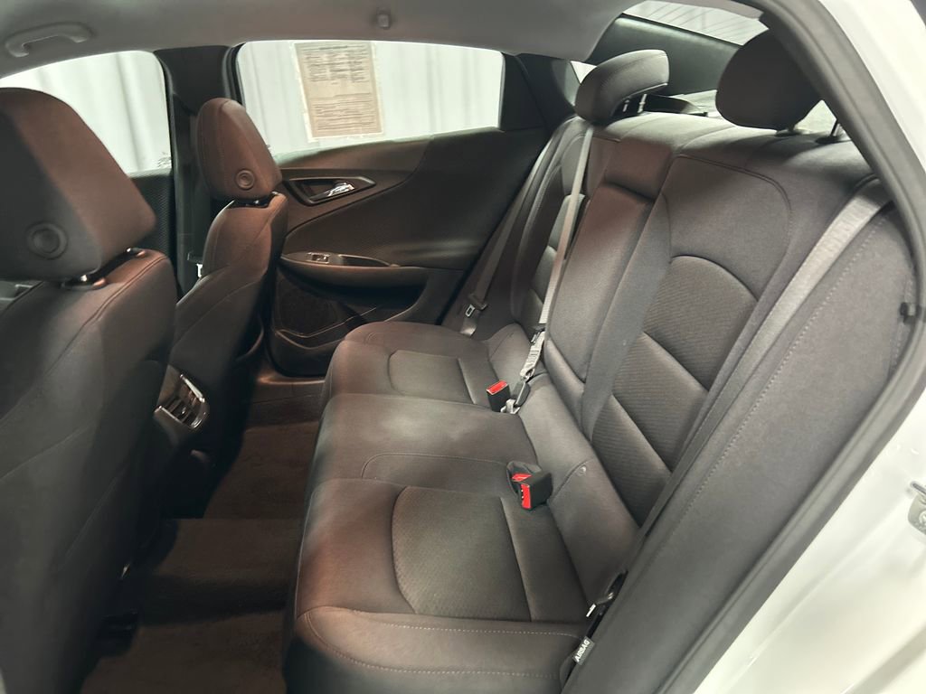 Used 2024 Chevrolet Malibu LT w/ Sport Edition image 23