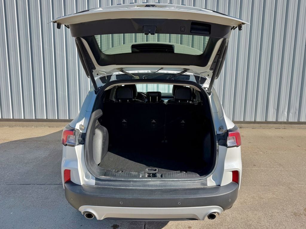 Used 2020 Ford Escape SEL AWD/4WD image 16