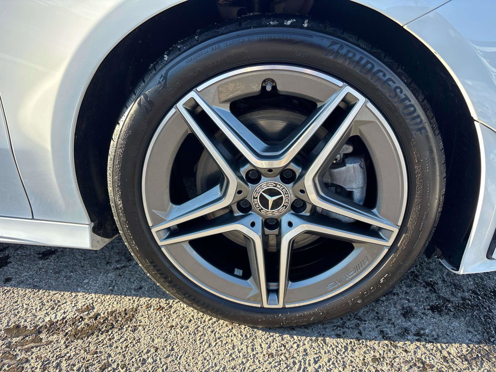 Used 2022 Mercedes-Benz CLA 250 4MATIC image 30