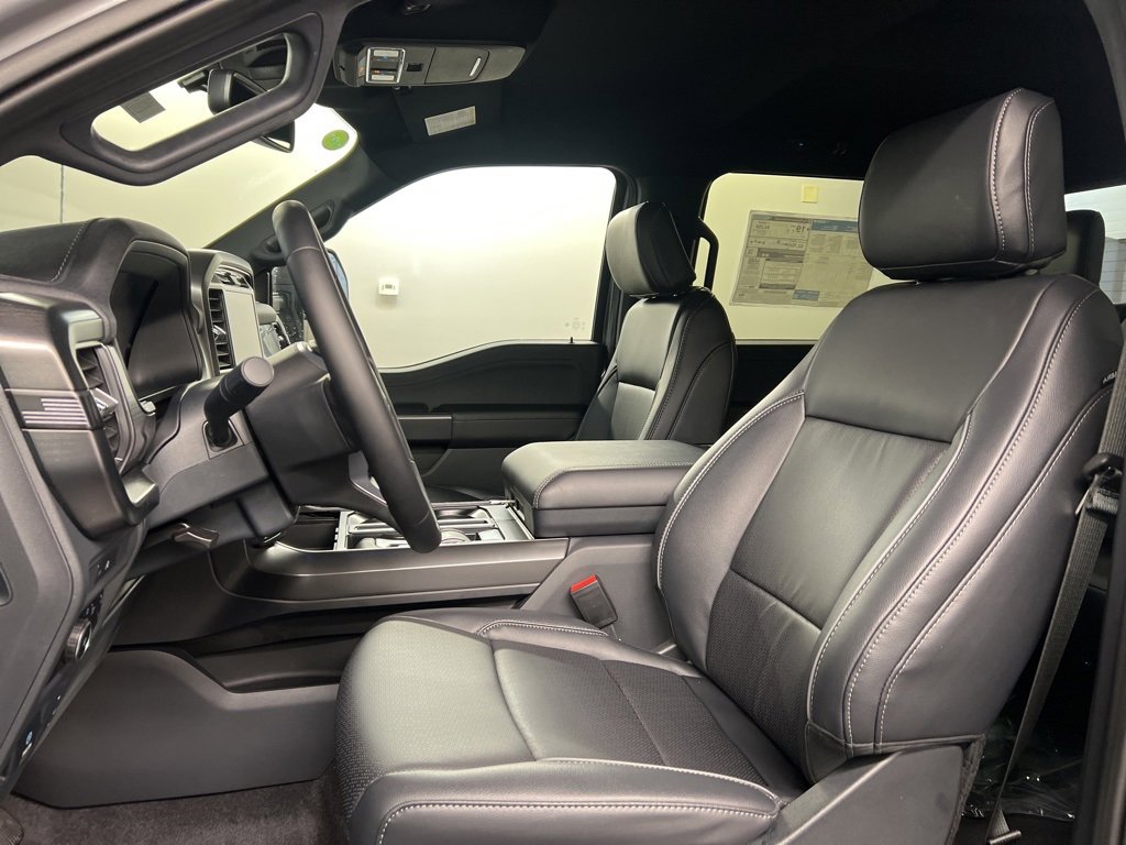 New 2025 Ford F150 Lariat w/ Equipment Group 501A Mid image 28