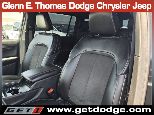 Certified 2024 Jeep Grand Cherokee L Laredo AWD/4WD image 20