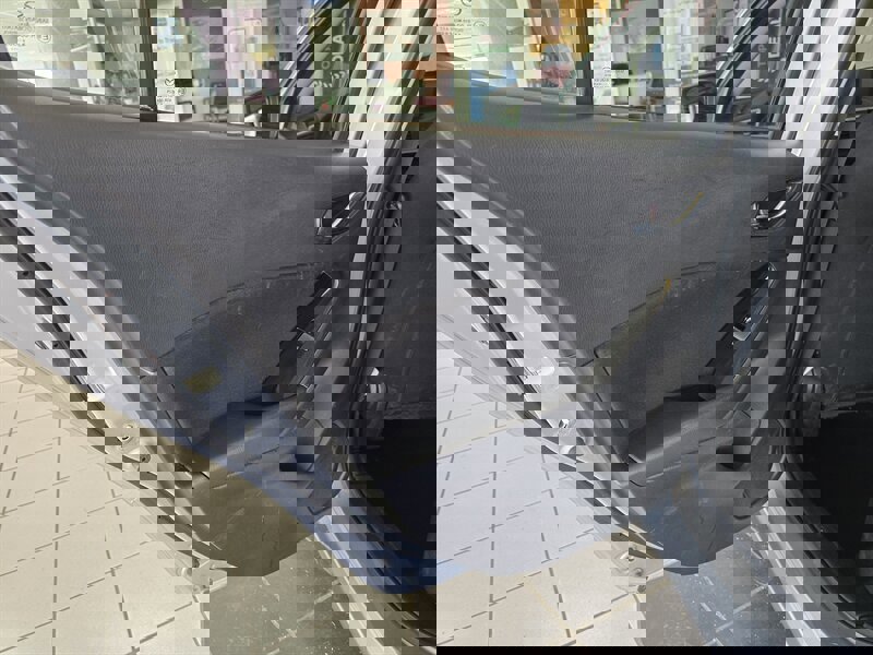 Used 2017 MAZDA MAZDA3 Sport image 9