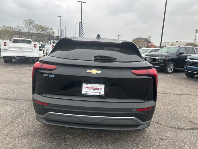 New 2026 Chevrolet Blazer EV LT image 4