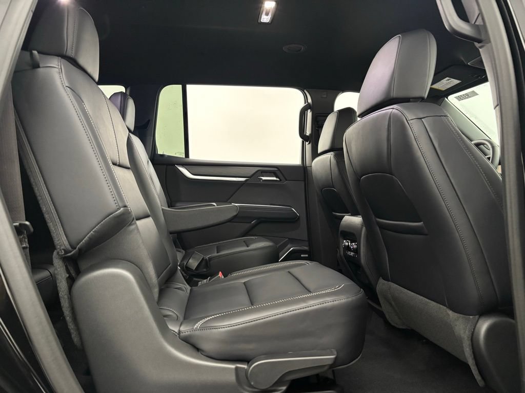 New 2026 GMC Acadia Elevation w/ Elevation Premium Package AWD/4WD image 38