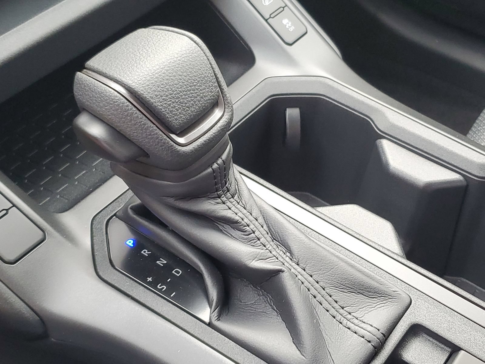 New 2026 Toyota RAV4 LE AWD/4WD image 30