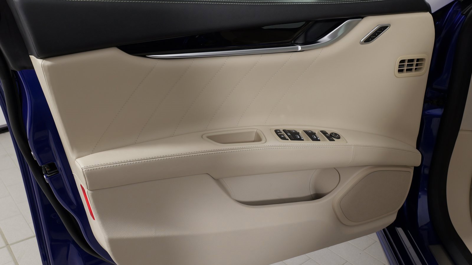 Used 2022 Maserati Ghibli Modena image 30