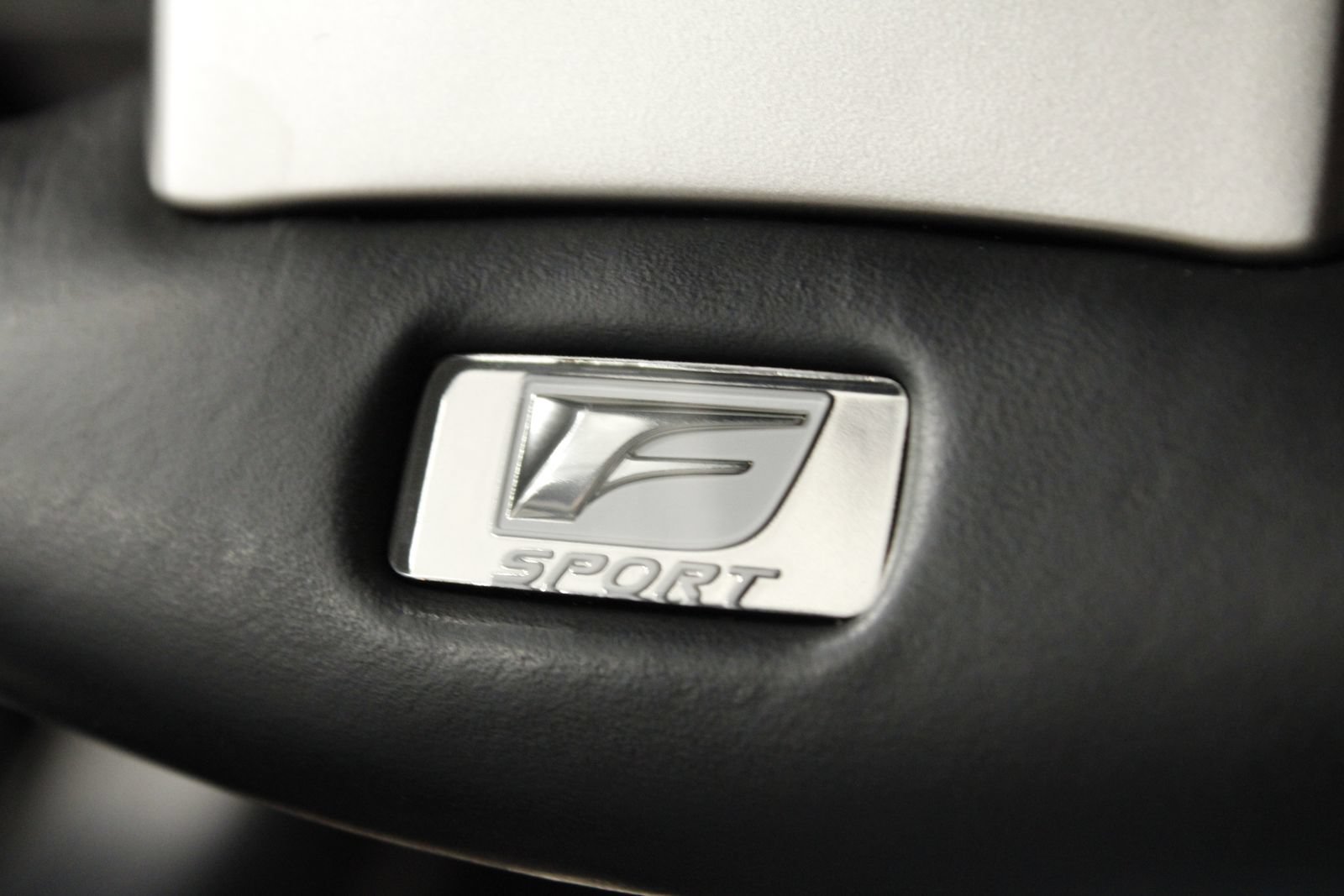 Used 2018 Lexus RC 300 AWD image 33