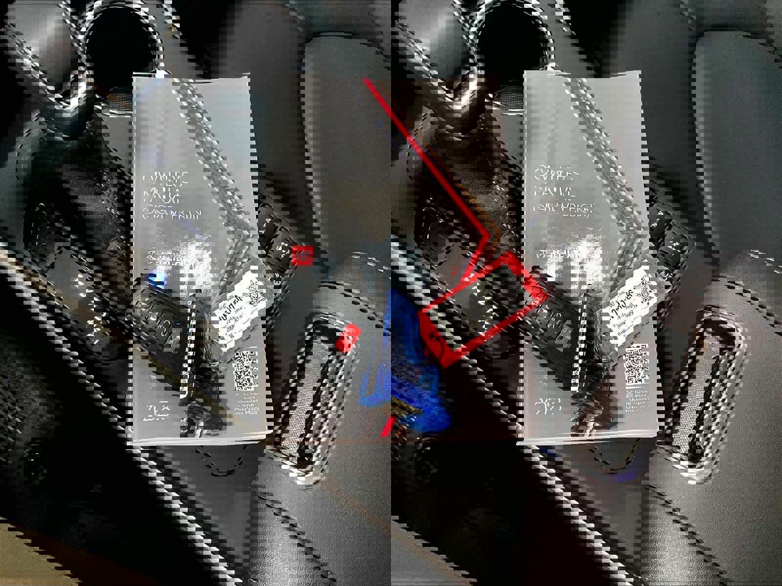 Used 2023 Toyota Highlander XLE image 32