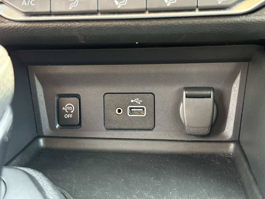 Certified 2024 Nissan Sentra S FWD image 23