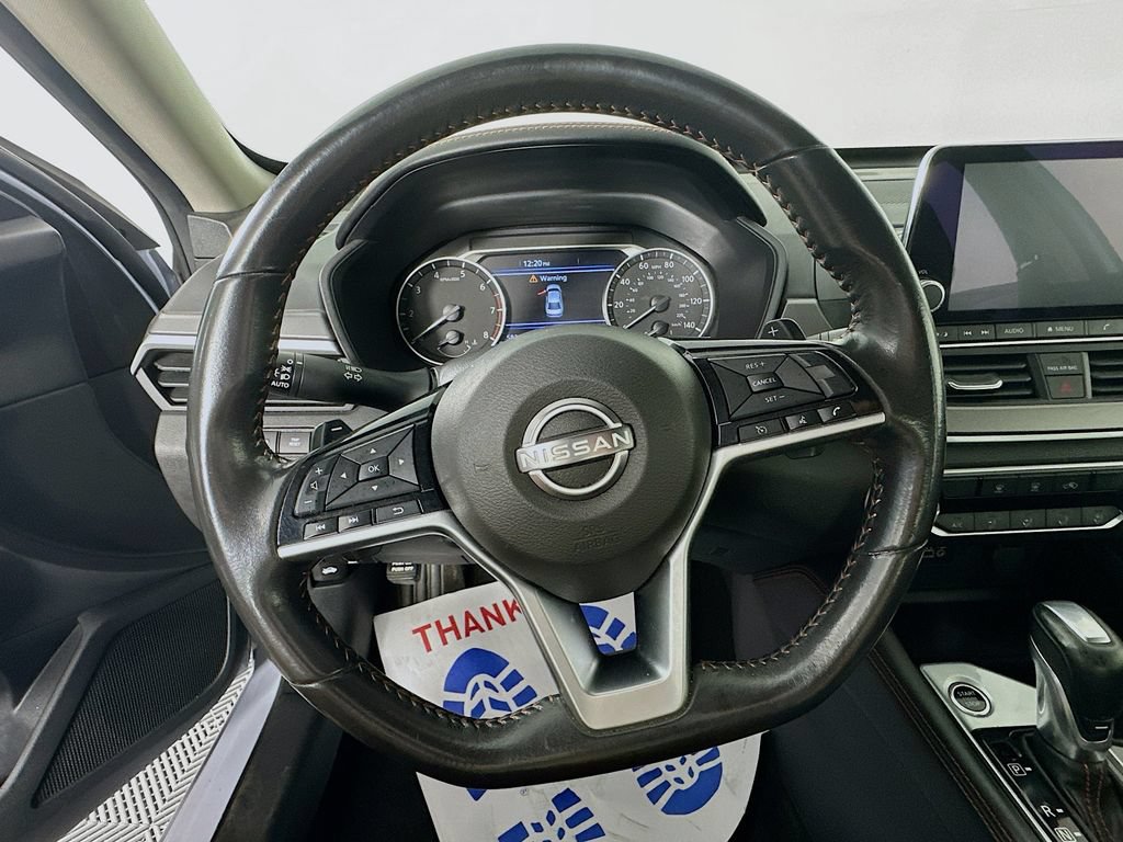 Used 2024 Nissan Altima 2.5 SR FWD image 17
