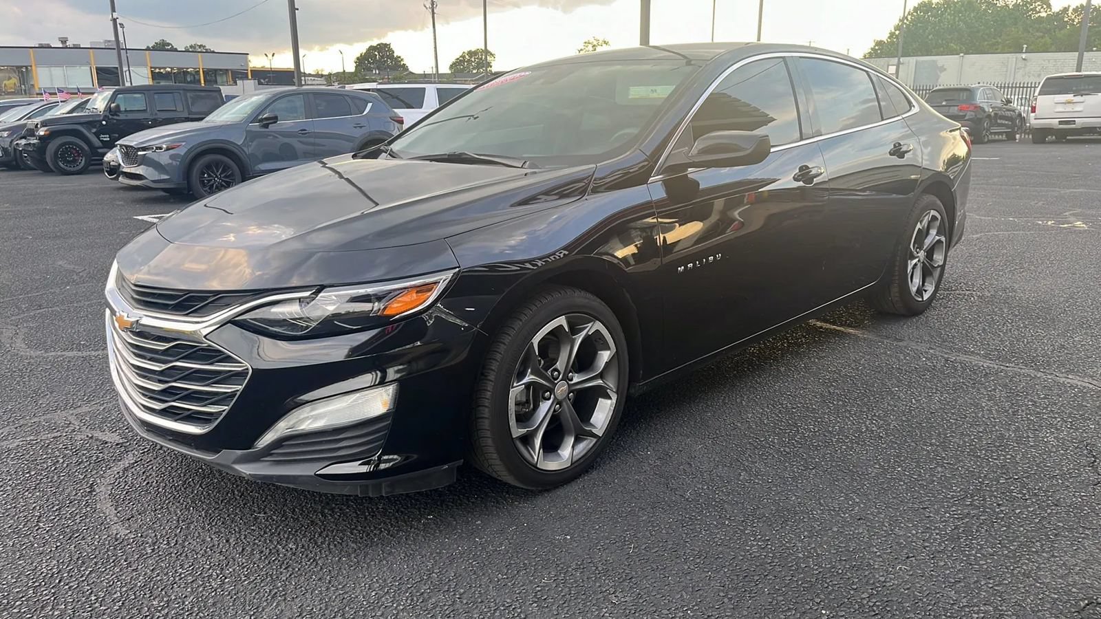 Used 2024 Chevrolet Malibu LT FWD image 4