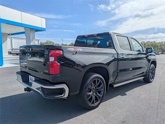 Used 2024 Chevrolet Silverado 1500 LTZ w/ LTZ Convenience Package II image 4