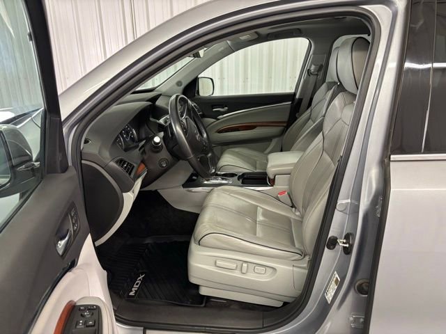 Used 2017 Acura MDX FWD w/ Advance Package image 2