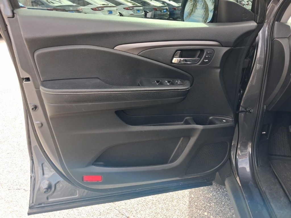 Certified 2021 Honda Ridgeline RTL image 20