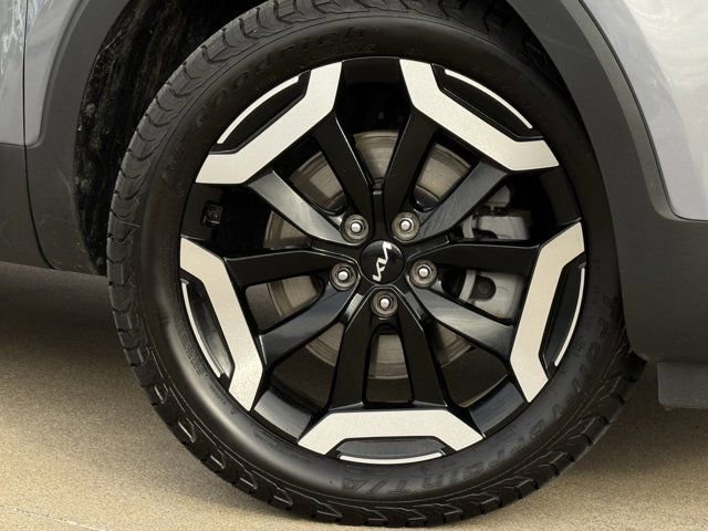 Used 2024 Kia Telluride S w/ S Sunroof Package image 38