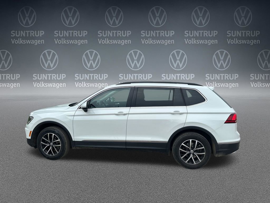 Used 2021 Volkswagen Tiguan SE w/ Panoramic Sunroof Package FWD image 35