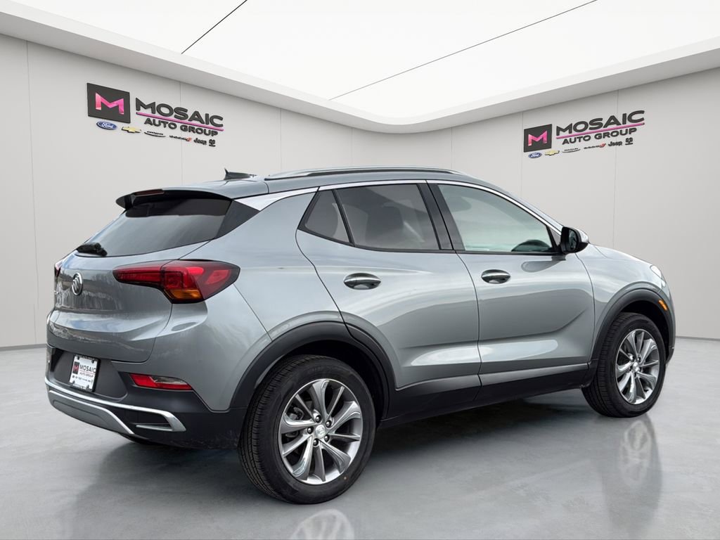 Used 2023 Buick Encore GX Essence w/ Experience Buick Package image 8