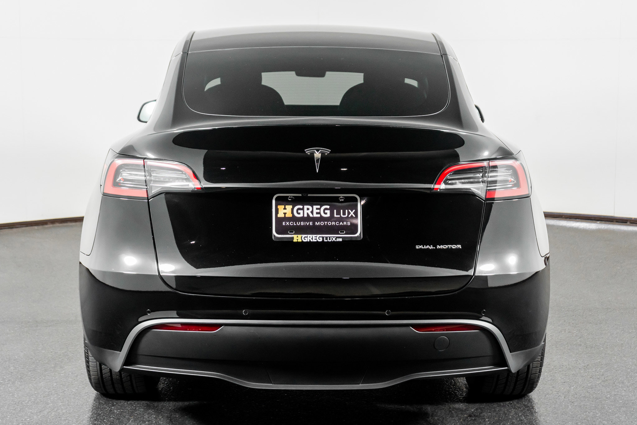 Used 2022 Tesla Model Y Long Range image 7