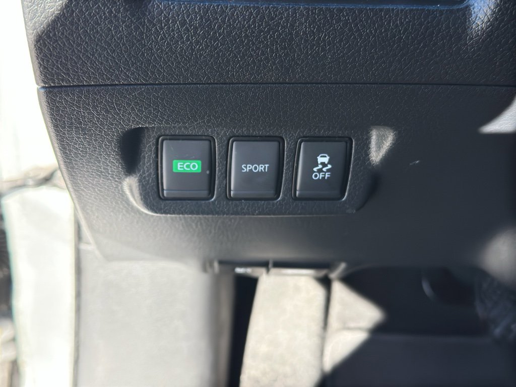 Used 2018 Nissan Sentra S image 22