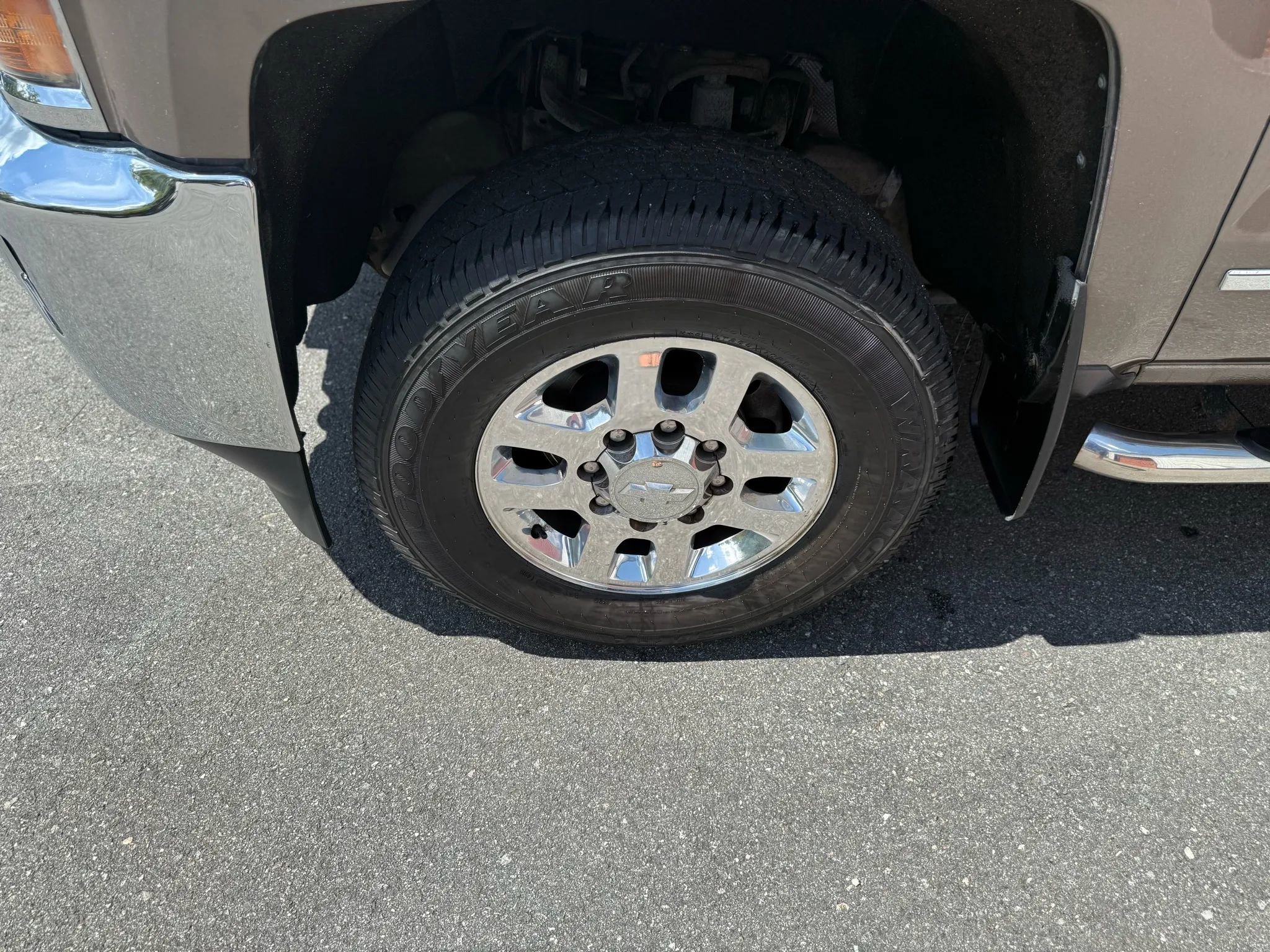 Used 2015 Chevrolet Silverado 2500 LTZ w/ LTZ Plus Package image 47