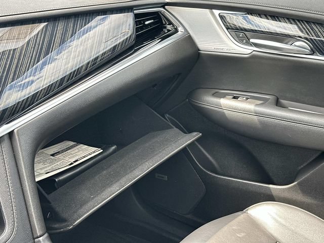 Used 2024 Cadillac XT6 Premium Luxury w/ LPO, Floor Liner Package AWD/4WD image 33