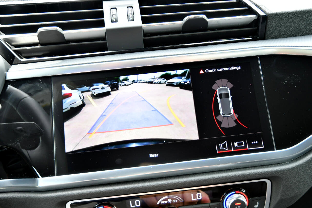 Used 2025 Audi Q3 2.0T Premium image 15