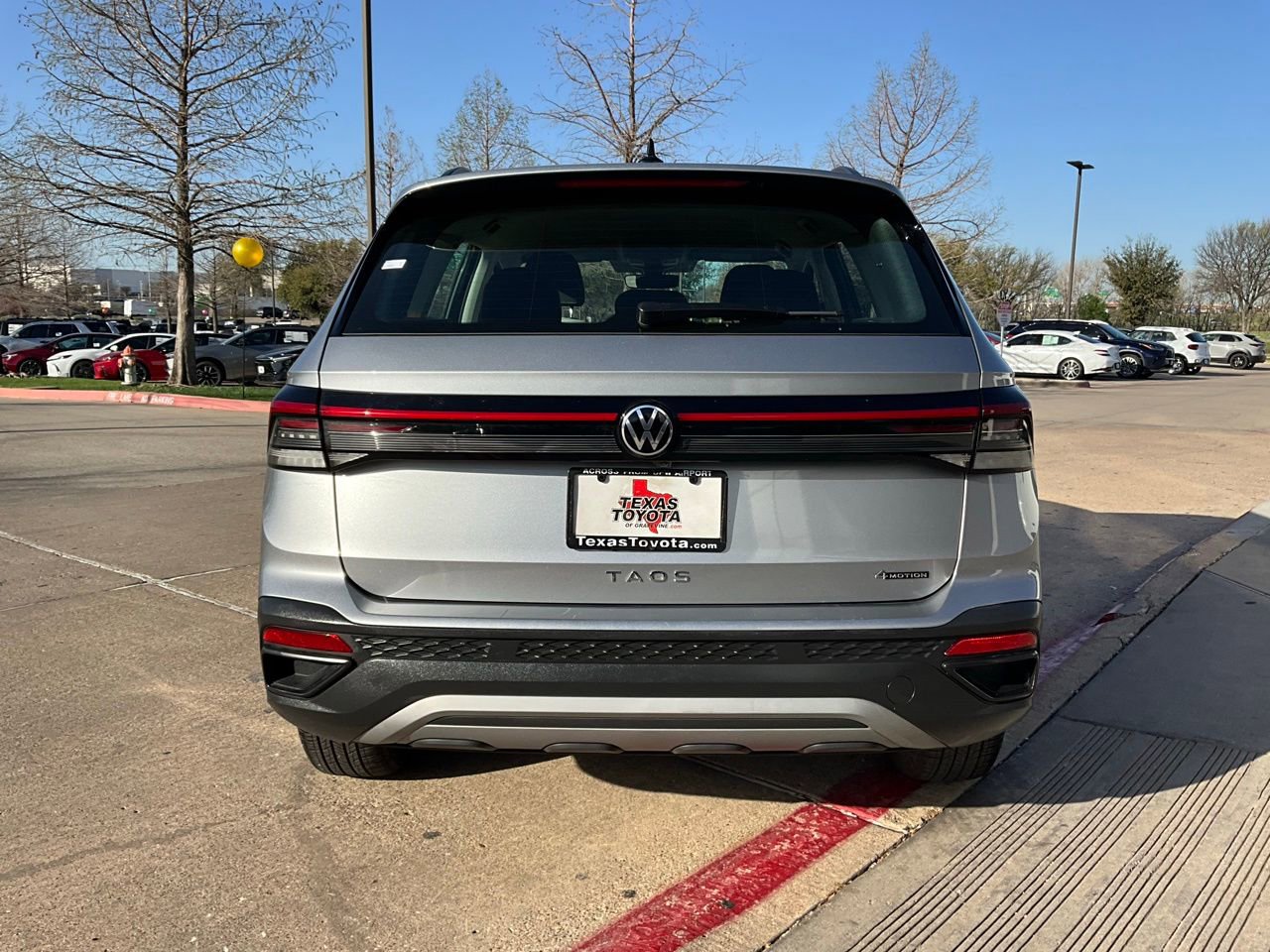 Used 2025 Volkswagen Taos S image 7