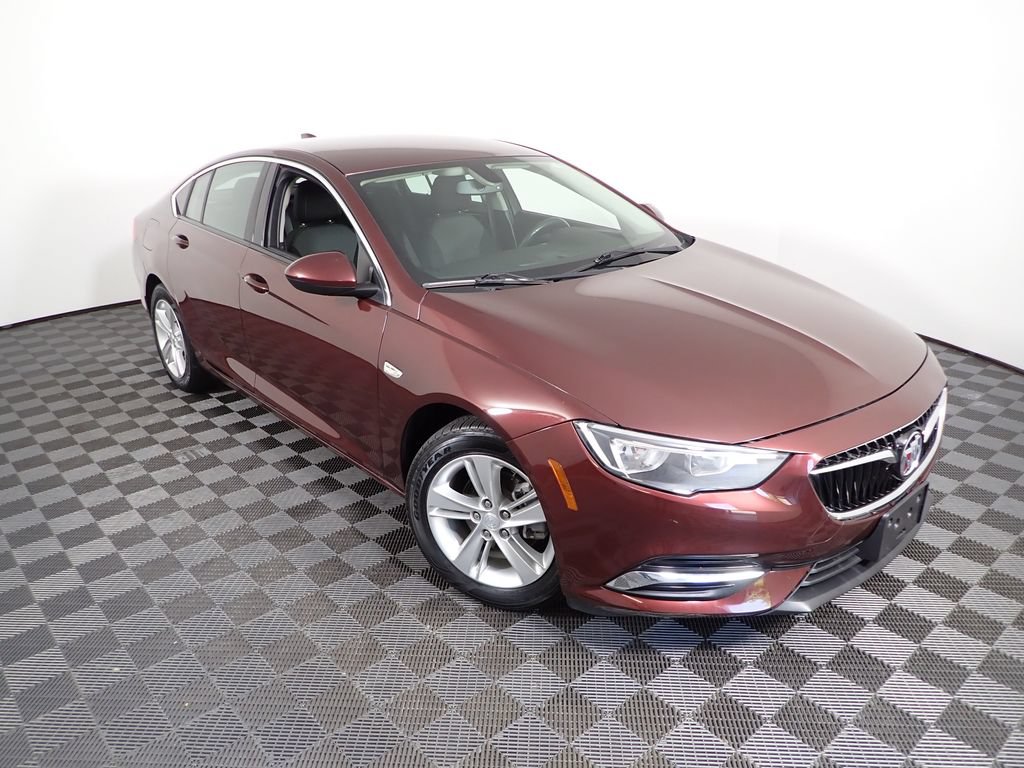 Used 2018 Buick Regal Preferred w/ Sights and Sounds Package FWD image 7