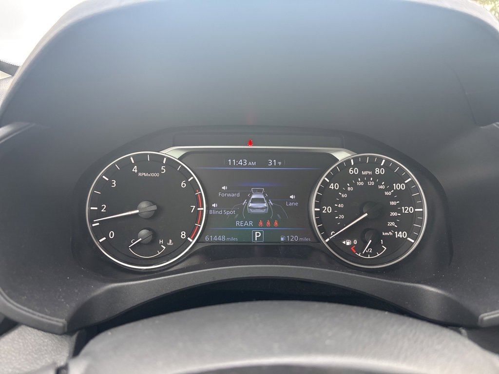 Used 2024 Nissan Altima 2.5 SV image 8