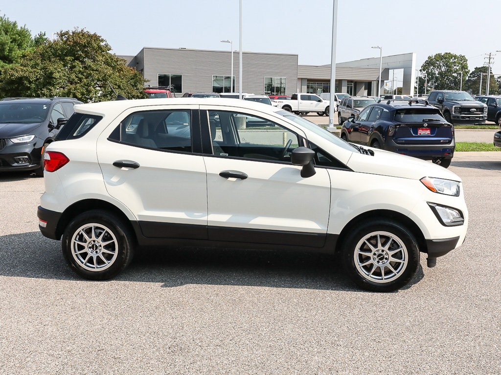 Used 2022 Ford EcoSport S AWD/4WD image 9