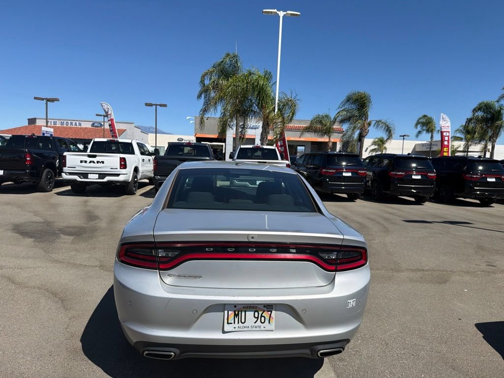 Used 2022 Dodge Charger SXT RWD image 6