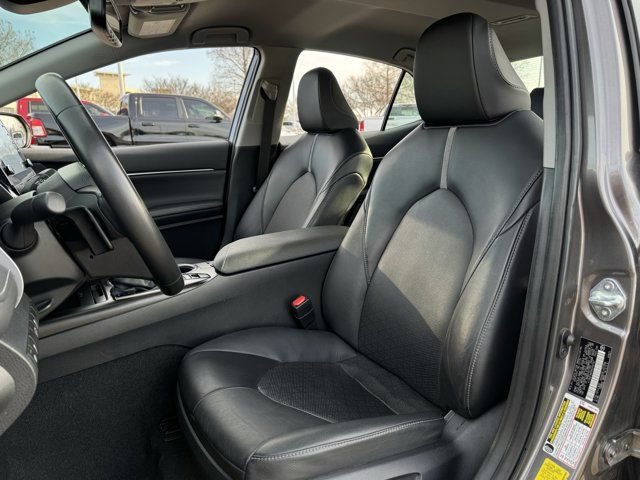 Used 2024 Toyota Camry XSE image 28