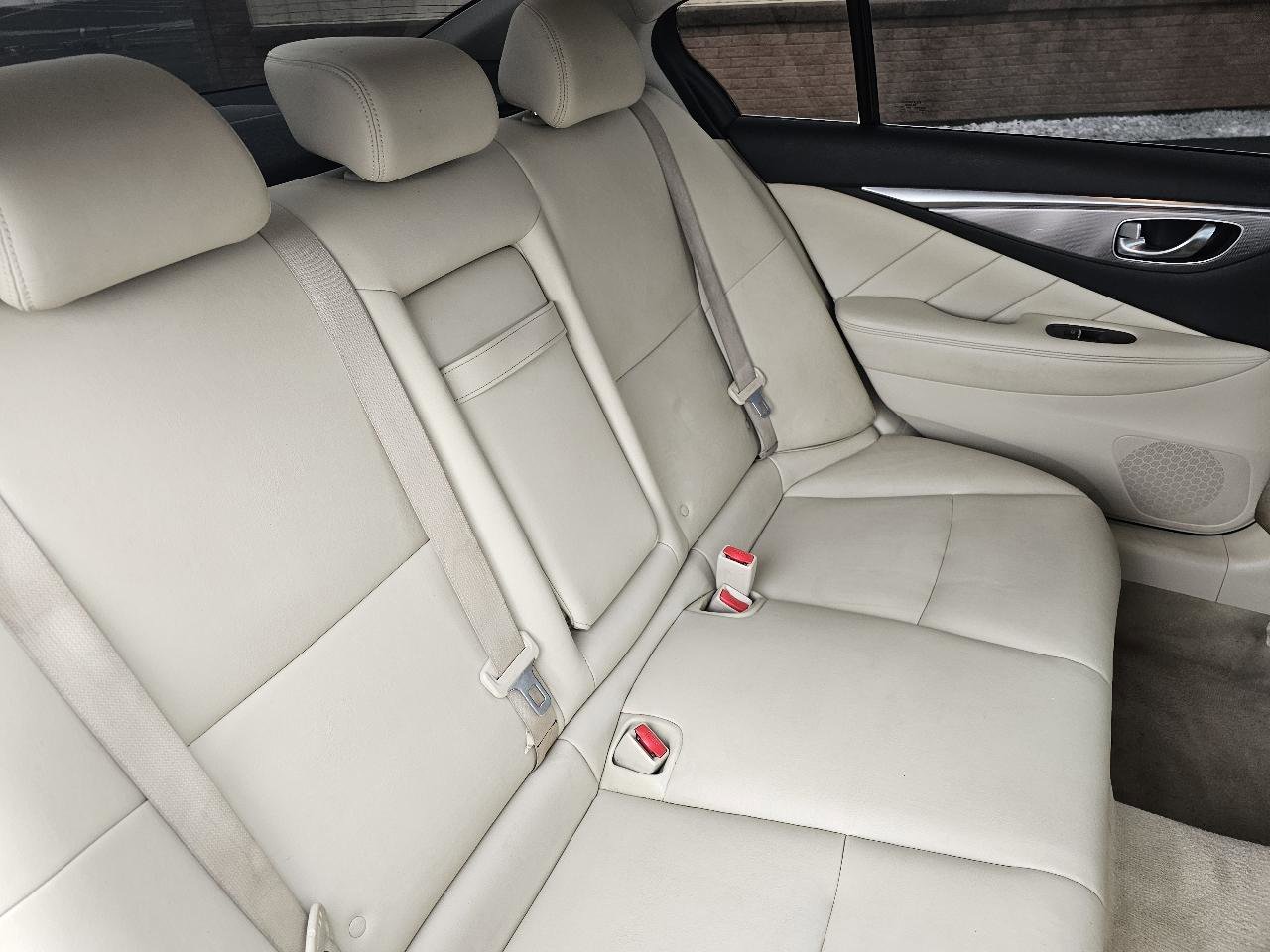 Used 2015 INFINITI Q50 Premium w/ Navigation Package image 25