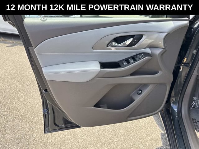 Used 2020 Chevrolet Traverse LT w/ Driver Confidence II Package AWD/4WD image 10