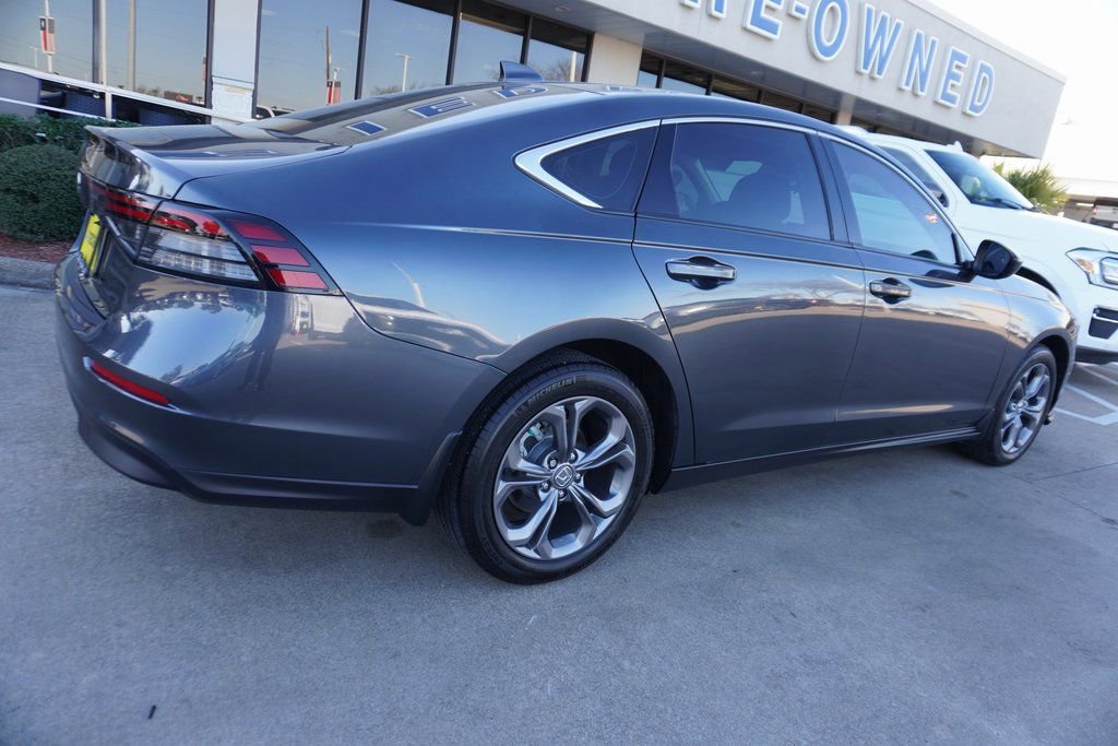 Used 2024 Honda Accord EX image 6