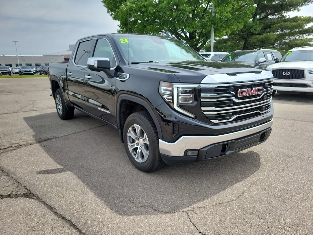 Used 2024 GMC Sierra 1500 SLT AWD/4WD image 7