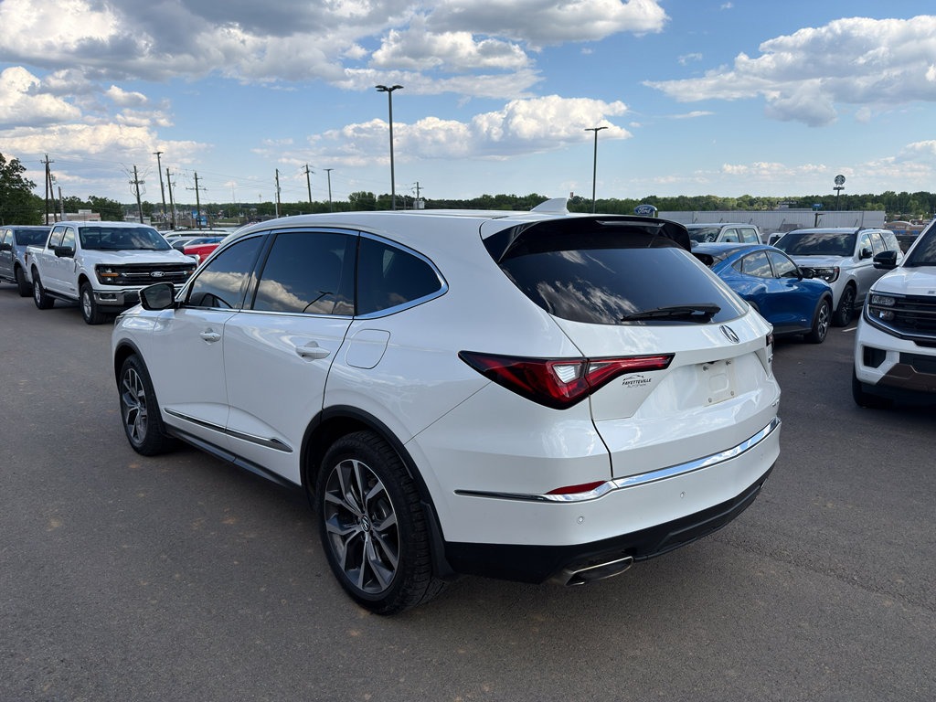 Used 2022 Acura MDX SH-AWD w/ Technology Package image 2