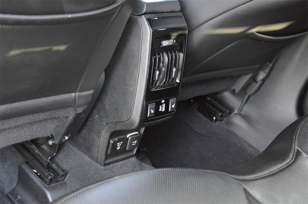 Used 2022 Jeep Compass Limited w/ (RED) Package image 31