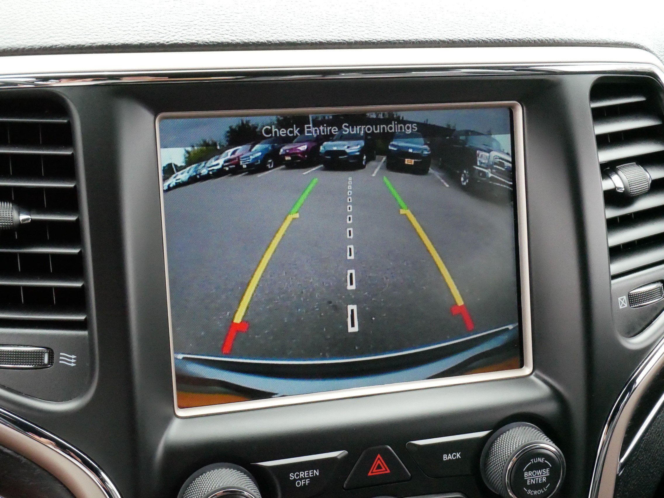 Used 2014 Jeep Grand Cherokee Limited w/ Trailer Tow Group IV AWD/4WD image 31