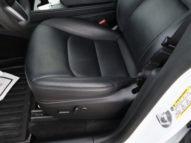 Used 2023 Tesla Model Y Long Range image 32
