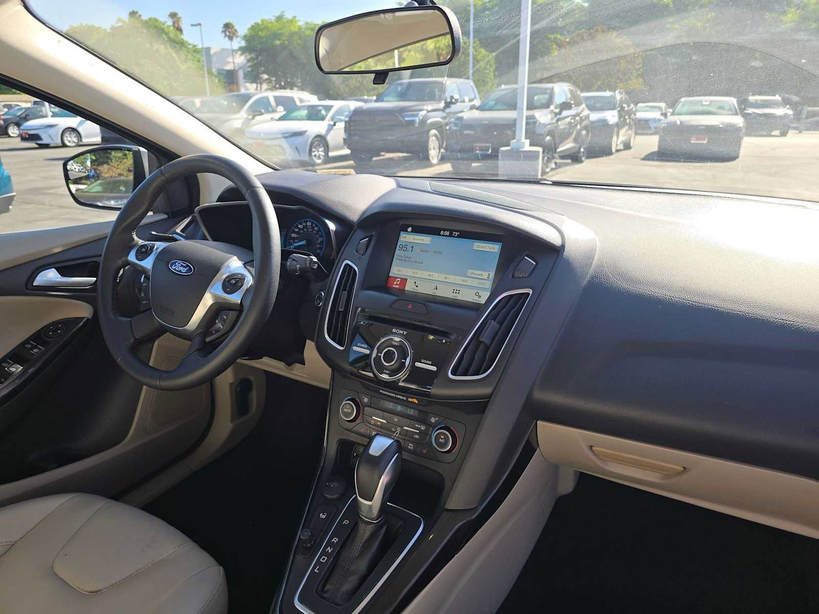 Used 2018 Ford Focus Electric Hatchback FWD image 11
